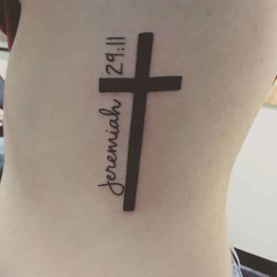 Tatuajes De Cruces Para Hombres (7)