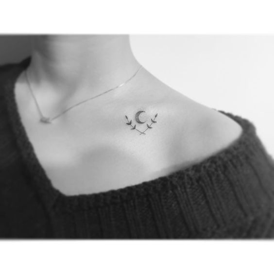 Imagenes De Tattoos En La Clavicula (7)