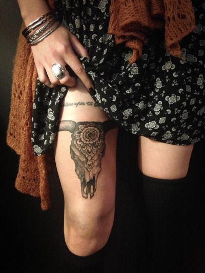 Tattoos De Toros En Mujeres (6)