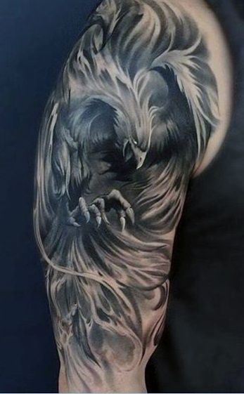 Tatuaje De Ave Fenix En El Brazo (1)