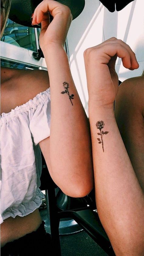 Tatuajes De Amigas En Los Brazos (3)