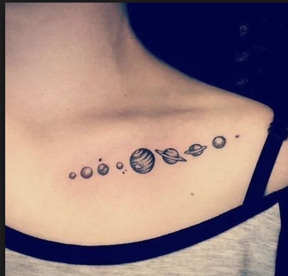 Tatuajes De Mujeres En La Clavicula (12)