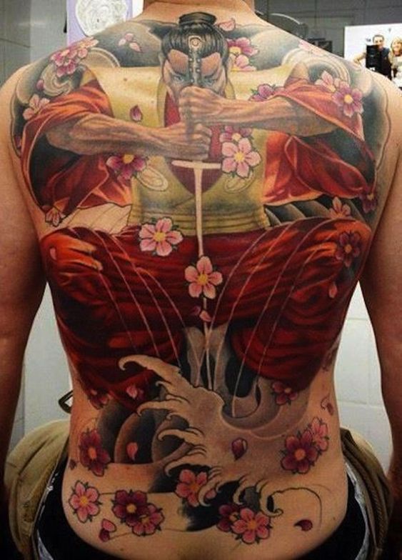 Tatuajes De Samurai En La Espalda (2)