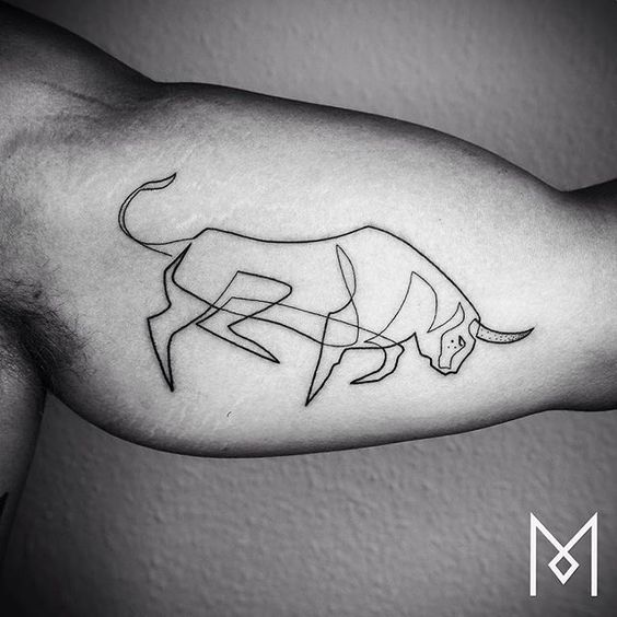 Tatuajes de Toros 【 Diseños y Significados Imperdibles 】