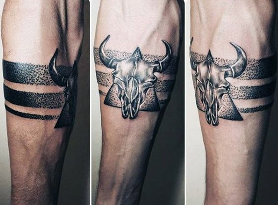 Tatuajes De Toros Para Hombres (1)