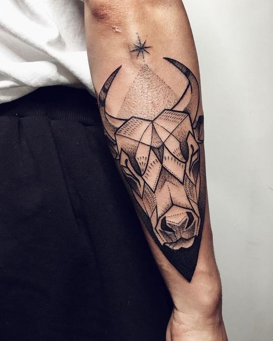 Tatuajes De Toros Para Hombres (5)