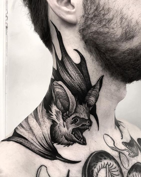 Tatuajes En El Cuello Para Hombres 1