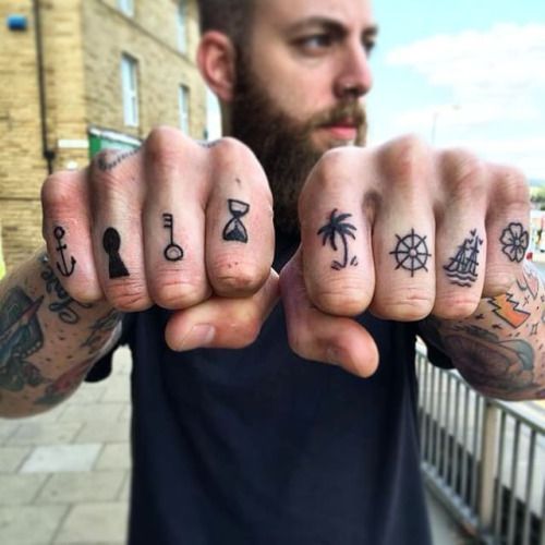 Tatuajes Para Hombres En Los Dedos 2 1