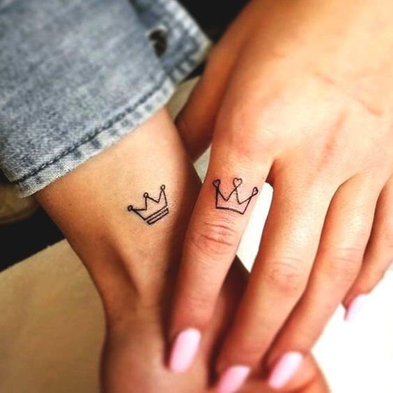 Tatuajes Pareja Coronas 1