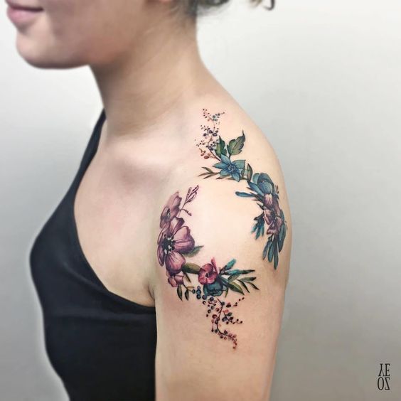 Tatouage Femme Epaule (1)