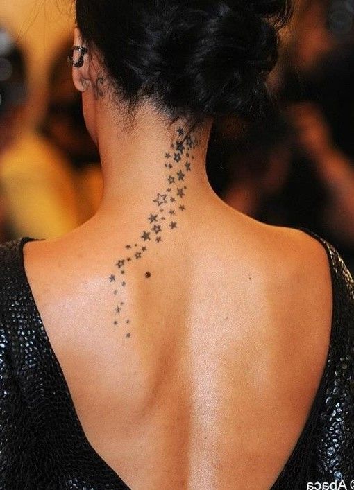 Tatouage Femme Nuque (5)