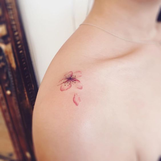 Tatouage Femme Petit (5)