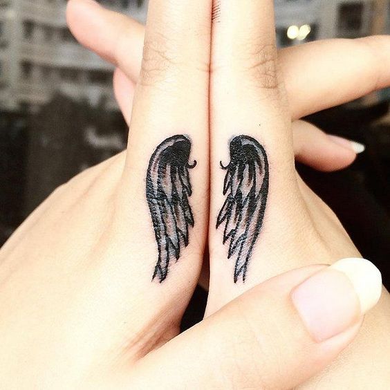 Tatouage Femme Poignet (1)