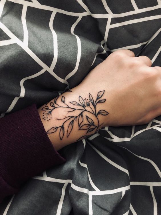 Tatouage Femme Poignet (9)