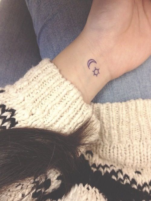 Tatouage Lune Soleil Femme (1)