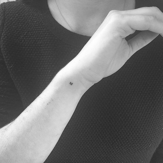 Tatouage Minimaliste Homme (17)