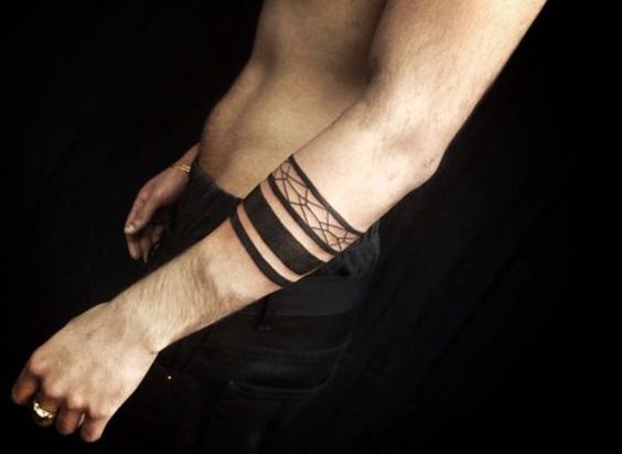 Tatouage Minimaliste Homme (6)