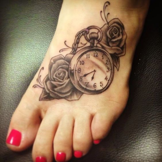 Tatouage Montre A Gousset Femme (4)