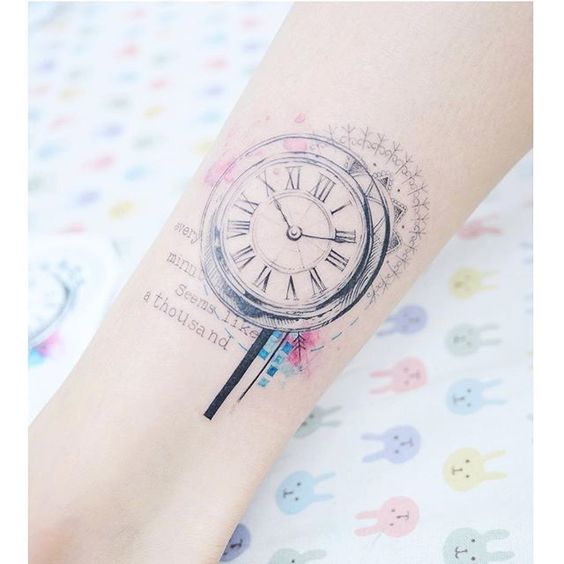 Tatouage Montre A Gousset Femme (7)