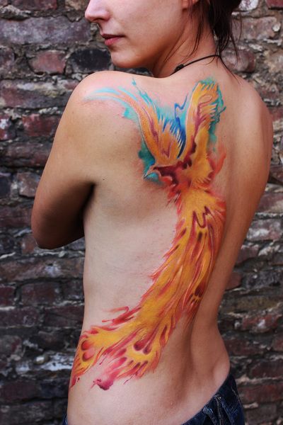 Tatouage Phoenix Femme (4)
