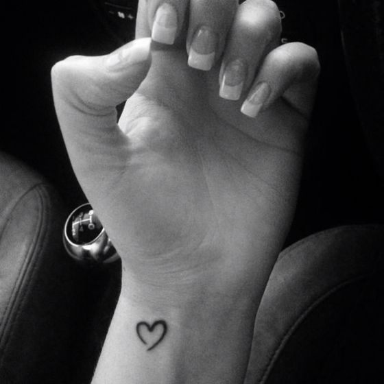 Tatouage Poignet Femme (4)