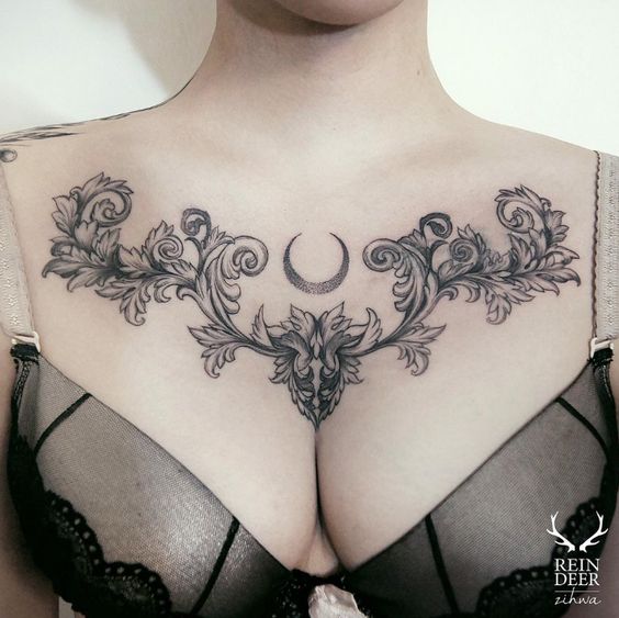 Tatouage Poitrine Femme (1)