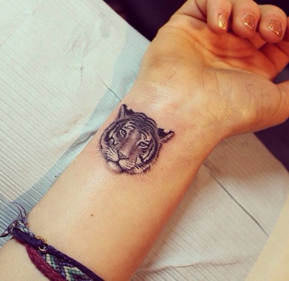 Tatouage Tigre Femme (4)