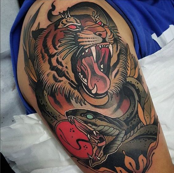 Tatouage Tigre Homme (2)